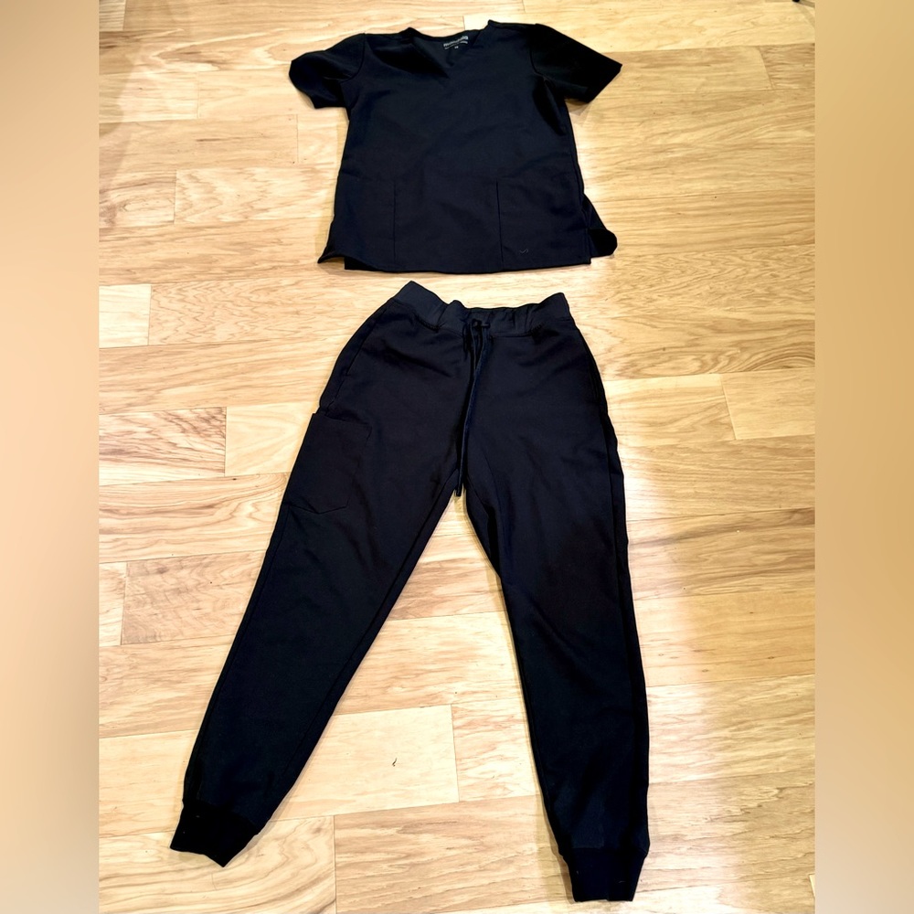 Black Women's Scrub Set
